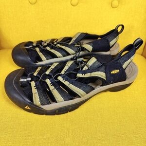 KEEN Men's Black Gold Newport H2 Hiking Hybrid Adventure Sandal - Size 13
